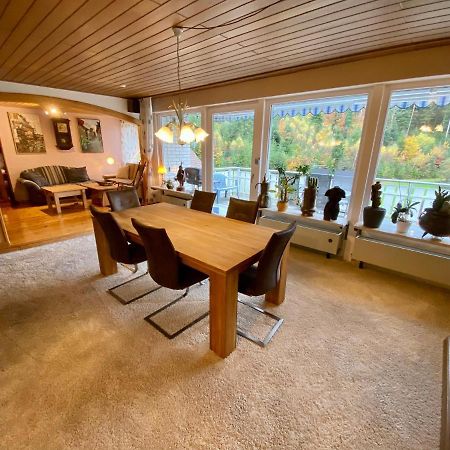 הורנברג Ferienwohnung Zur Bierliebe - Mit Toller Aussicht Im Herzen Des Schwarzwaldes מראה חיצוני תמונה