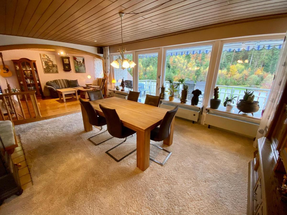 הורנברג Ferienwohnung Zur Bierliebe - Mit Toller Aussicht Im Herzen Des Schwarzwaldes מראה חיצוני תמונה